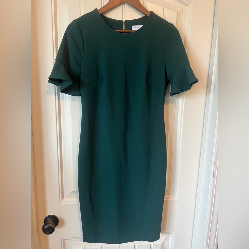 Brand: Calvin Klein, Color: Dark Green, Size: 6
